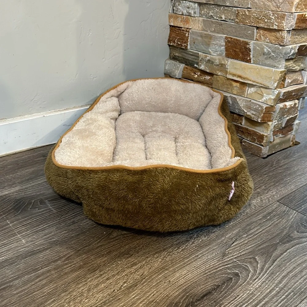 Barker & Jane Dog Bed for a medium sized dog.